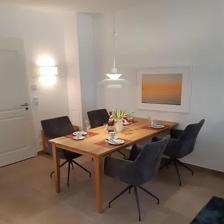Residenz-am-wald-nr-2-0